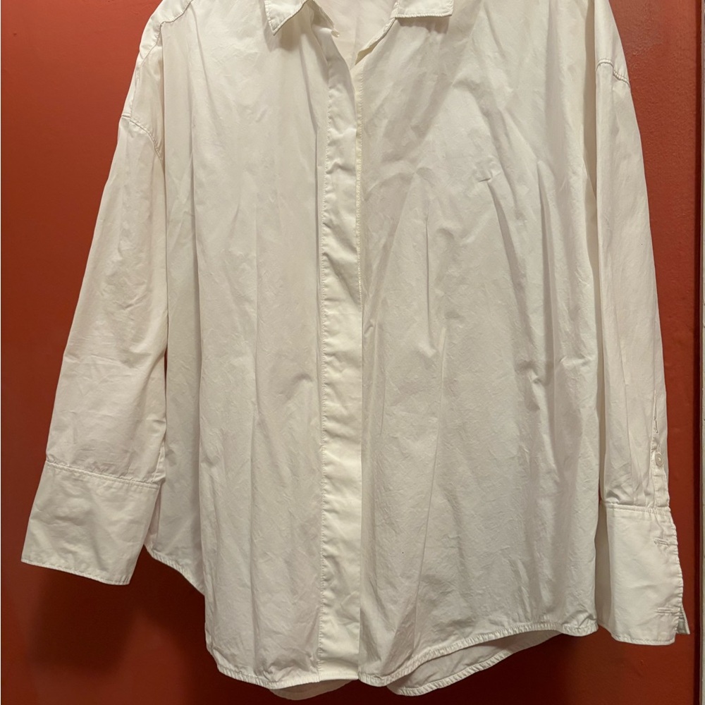 Everlane Women’s White Casual Button Down Shirt